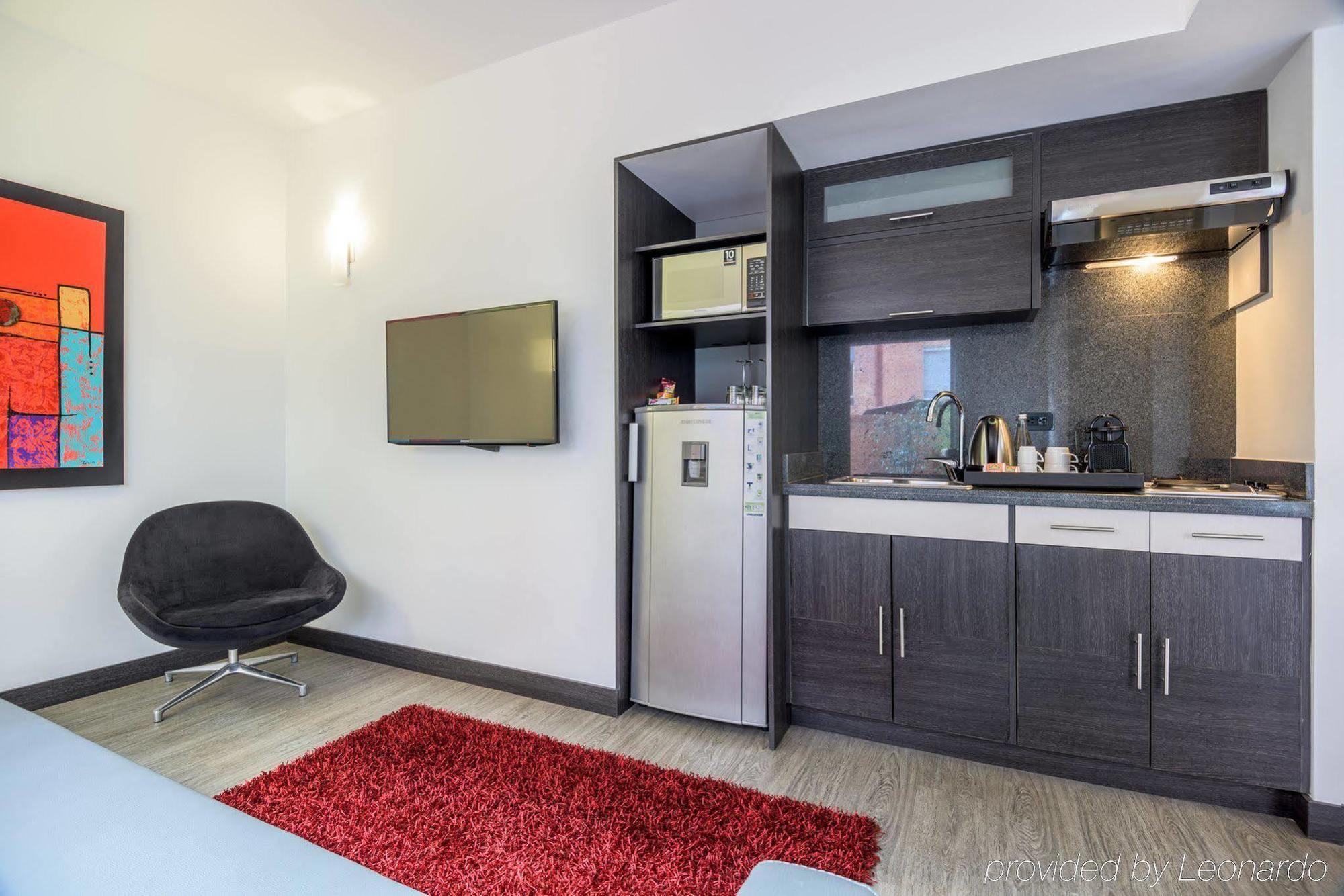 Hotel Nh Urban 26 Royal Bogota