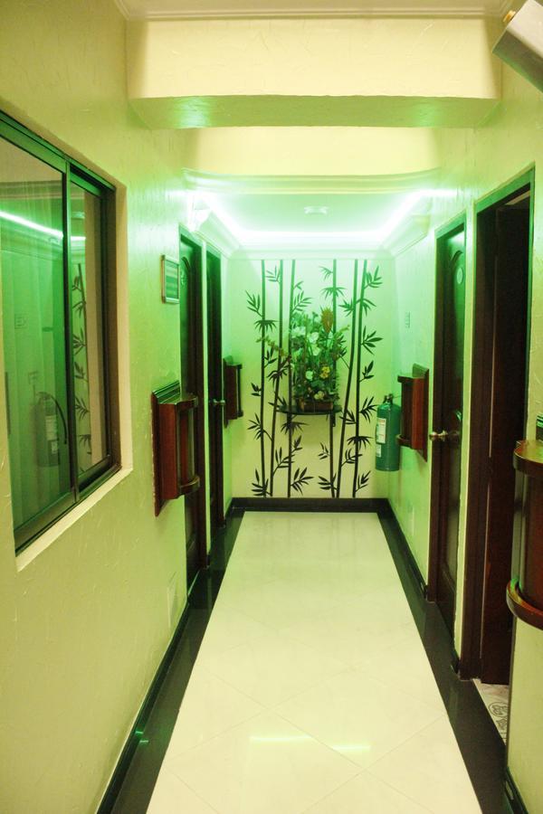 Piramides De Cristal Motel