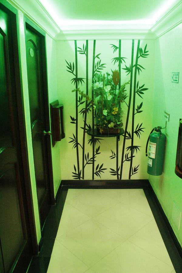 Piramides De Cristal Motel Bogota