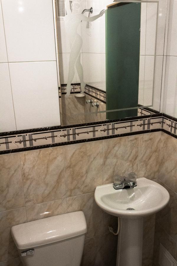 Piramides De Cristal Motel Bogota