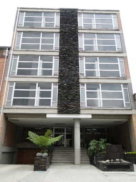 Estelar Aeropuerto Aparthotel