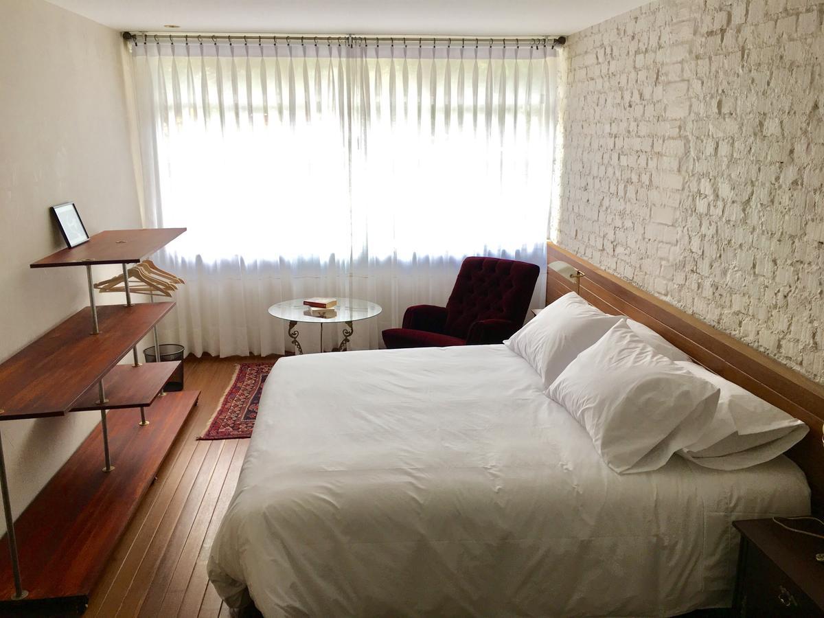 Casa Lelyte Bed & Breakfast Bogota
