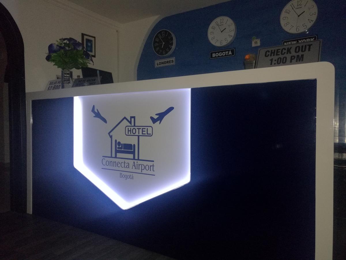 Connecta Airport Hotel 3*