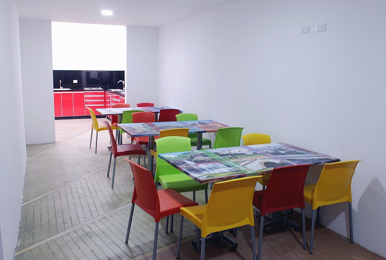 Andariegos Hostel *