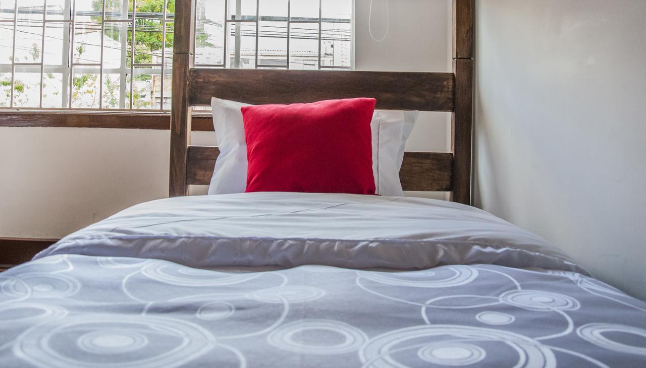 Hostel Hostal El Baul *
