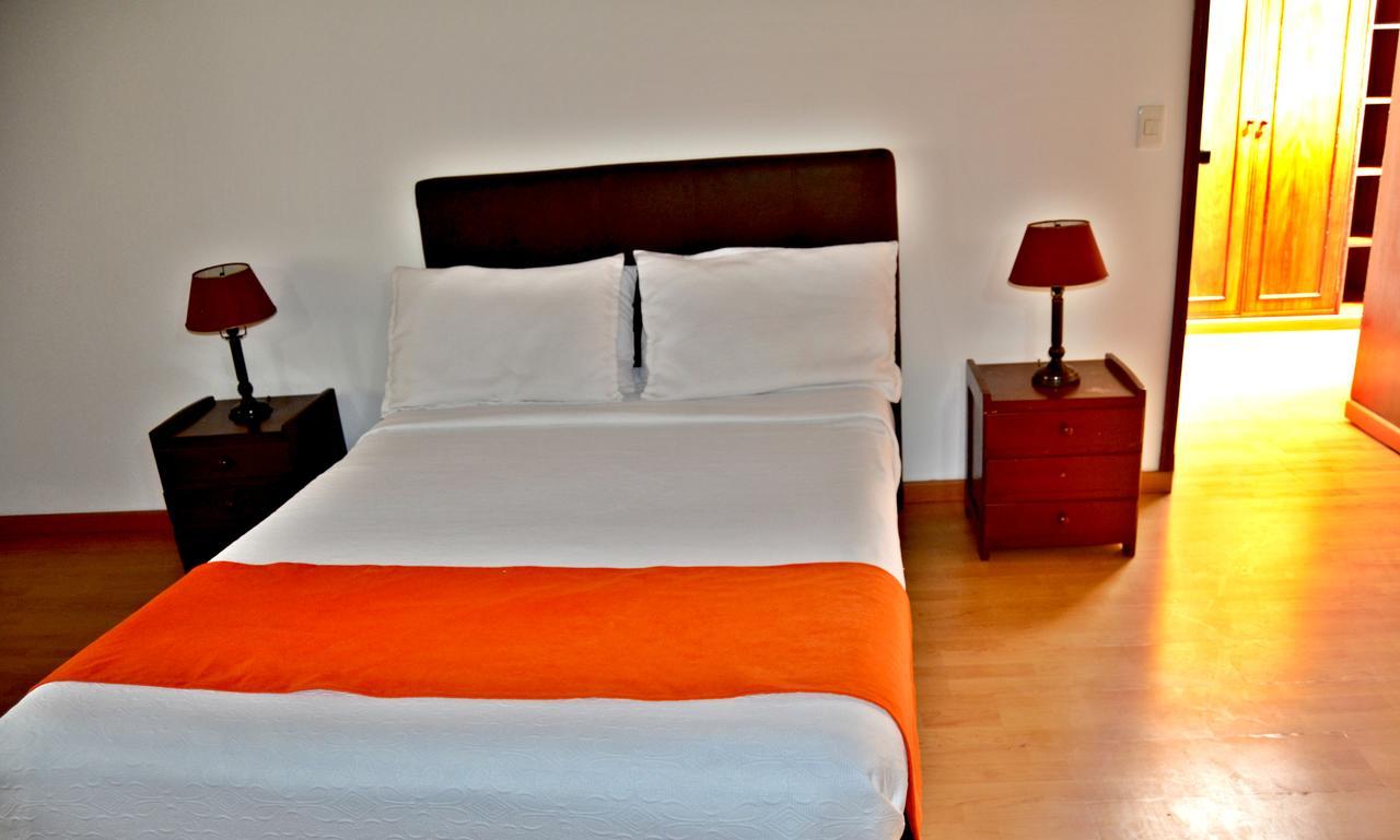 Amoblados Casa Regis Aparthotel