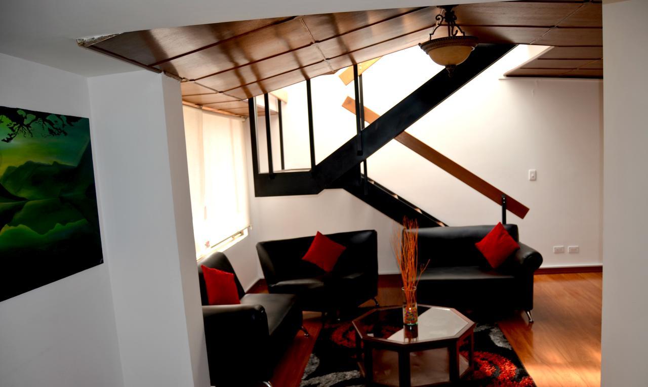 Aparthotel Amoblados Casa Regis Bogota