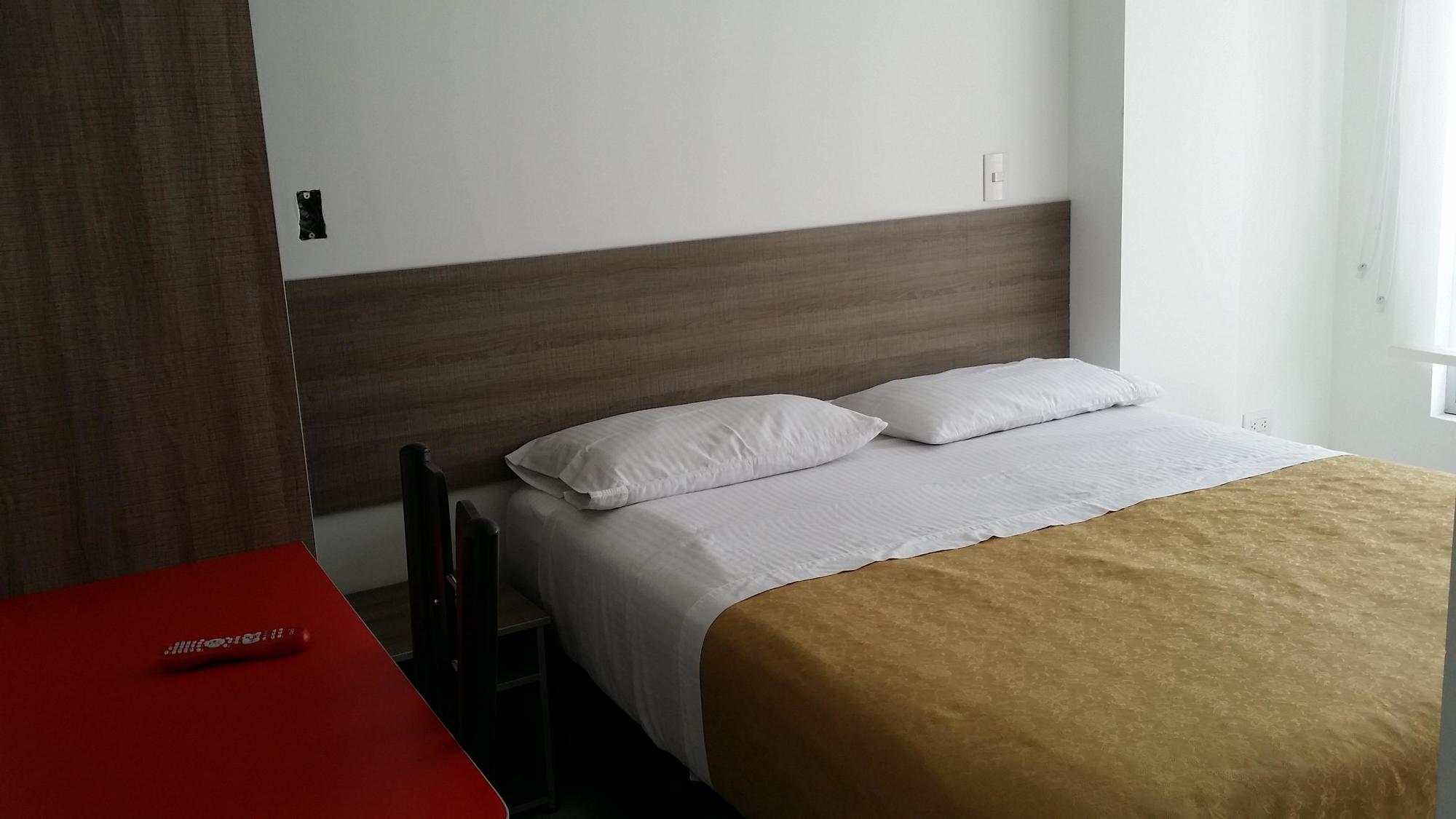 Hotel A On Holidays By Open - Cas-embajada Americana Bogota