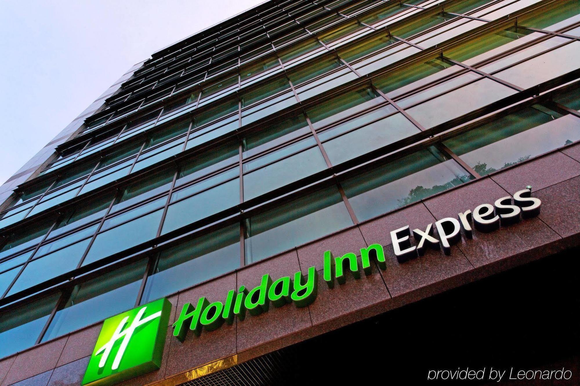 Express - Parque La 93 By Ihg Hotel