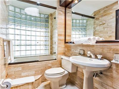 Travelers Gold 4* Bogota