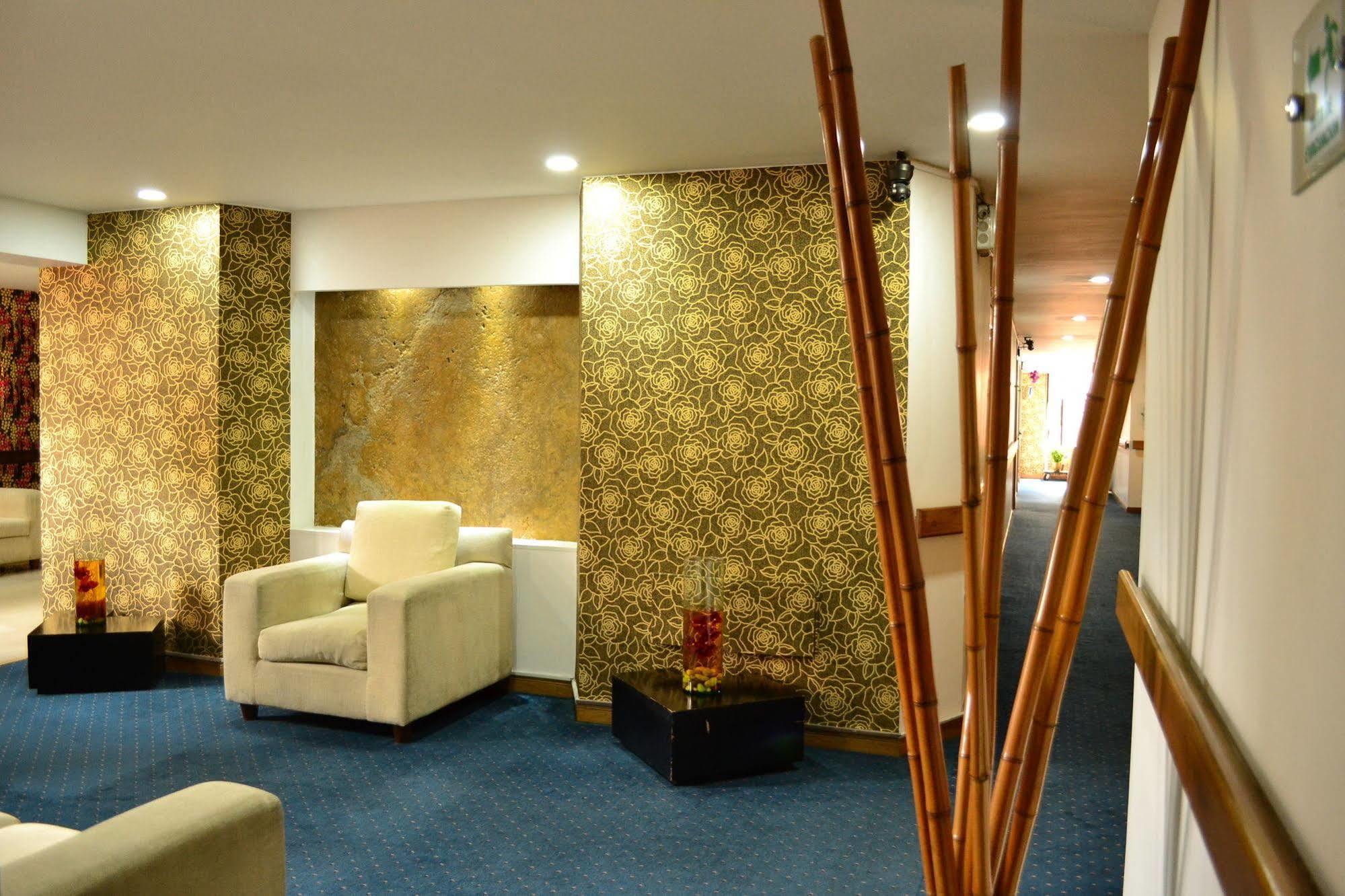 Eurolan 93 Hotel 3*