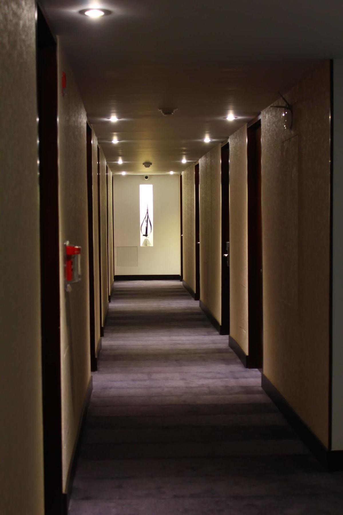 Santa Barbara Boutique Hotel 3*