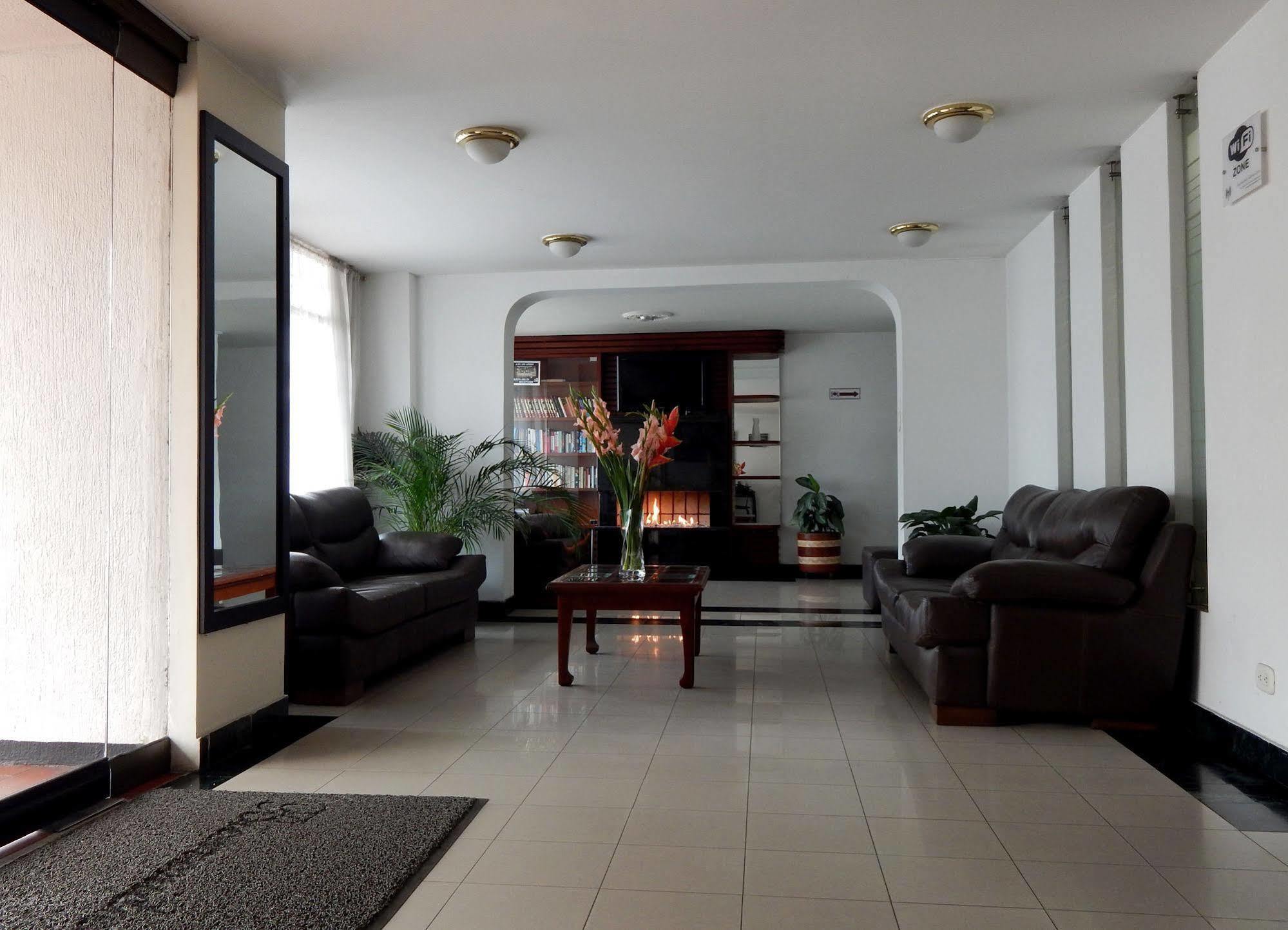 Galerias Aparthotel Bogota