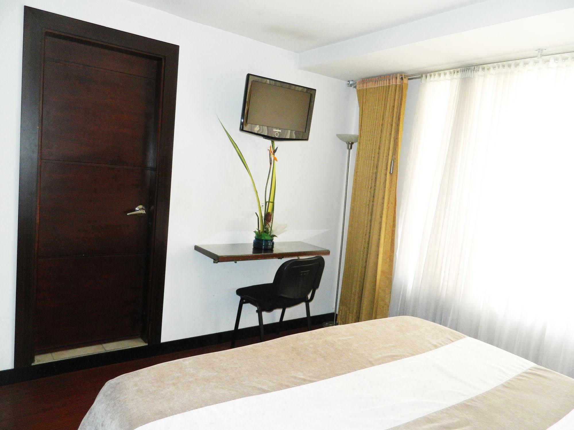 Real Dc Hotel 3*