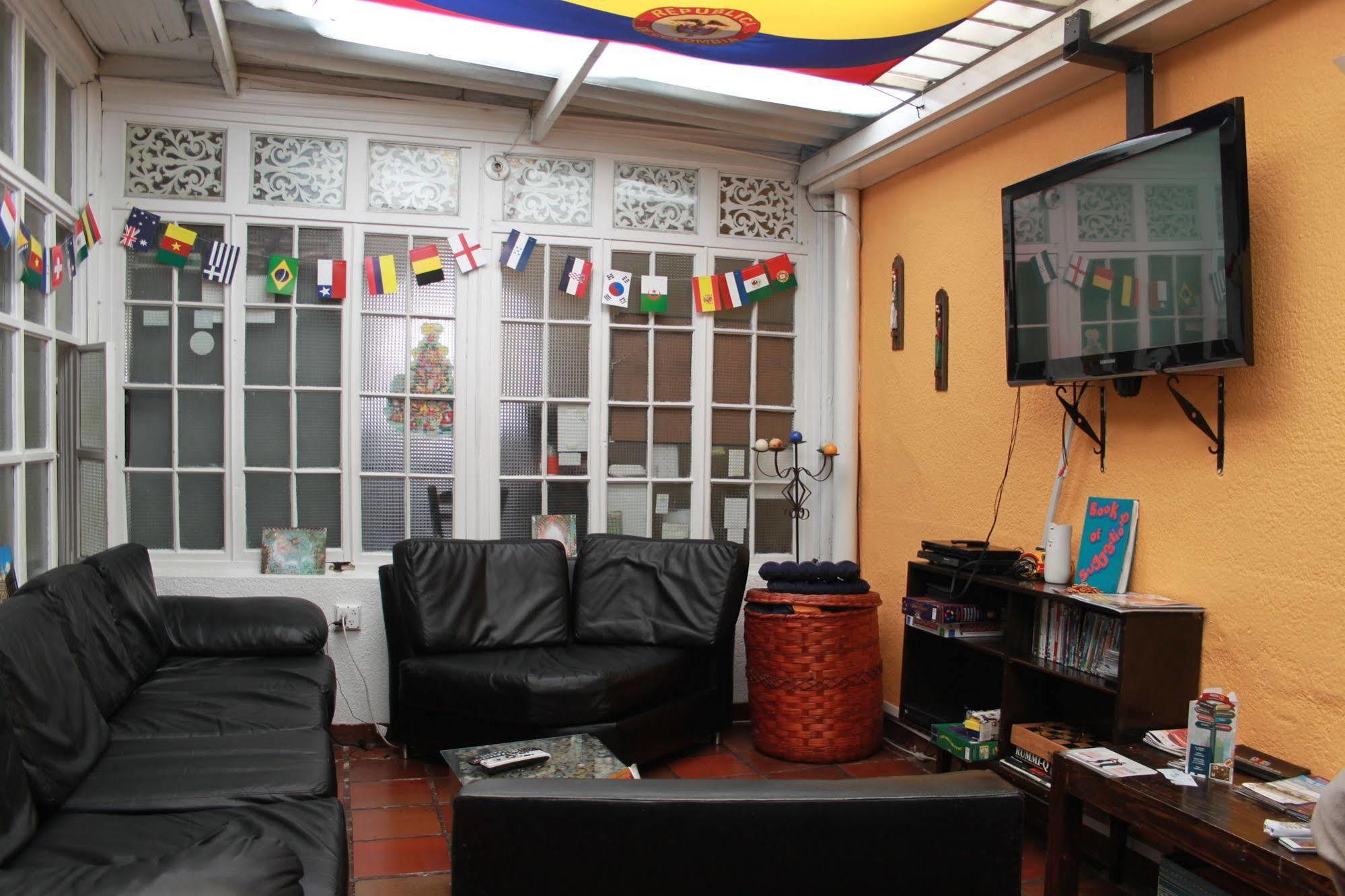 Hostel Iku Backpackers *