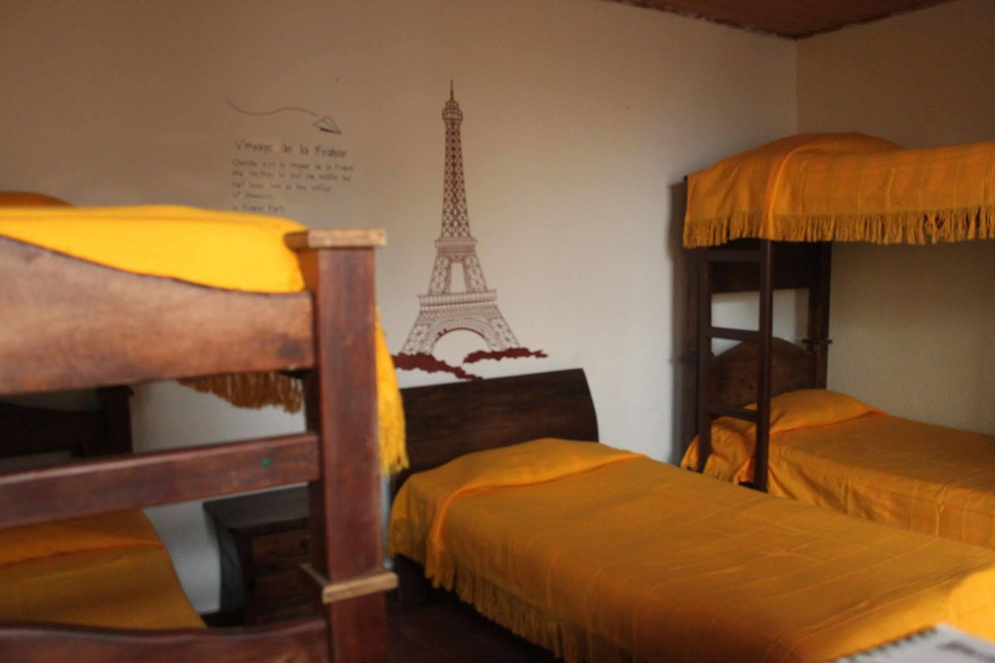 Hostel Iku Backpackers Bogota