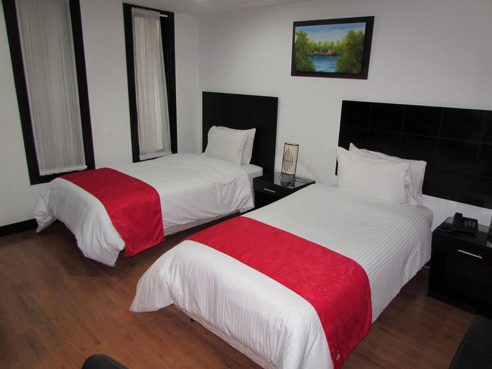 Aw Connect 33 Hotel Bogota