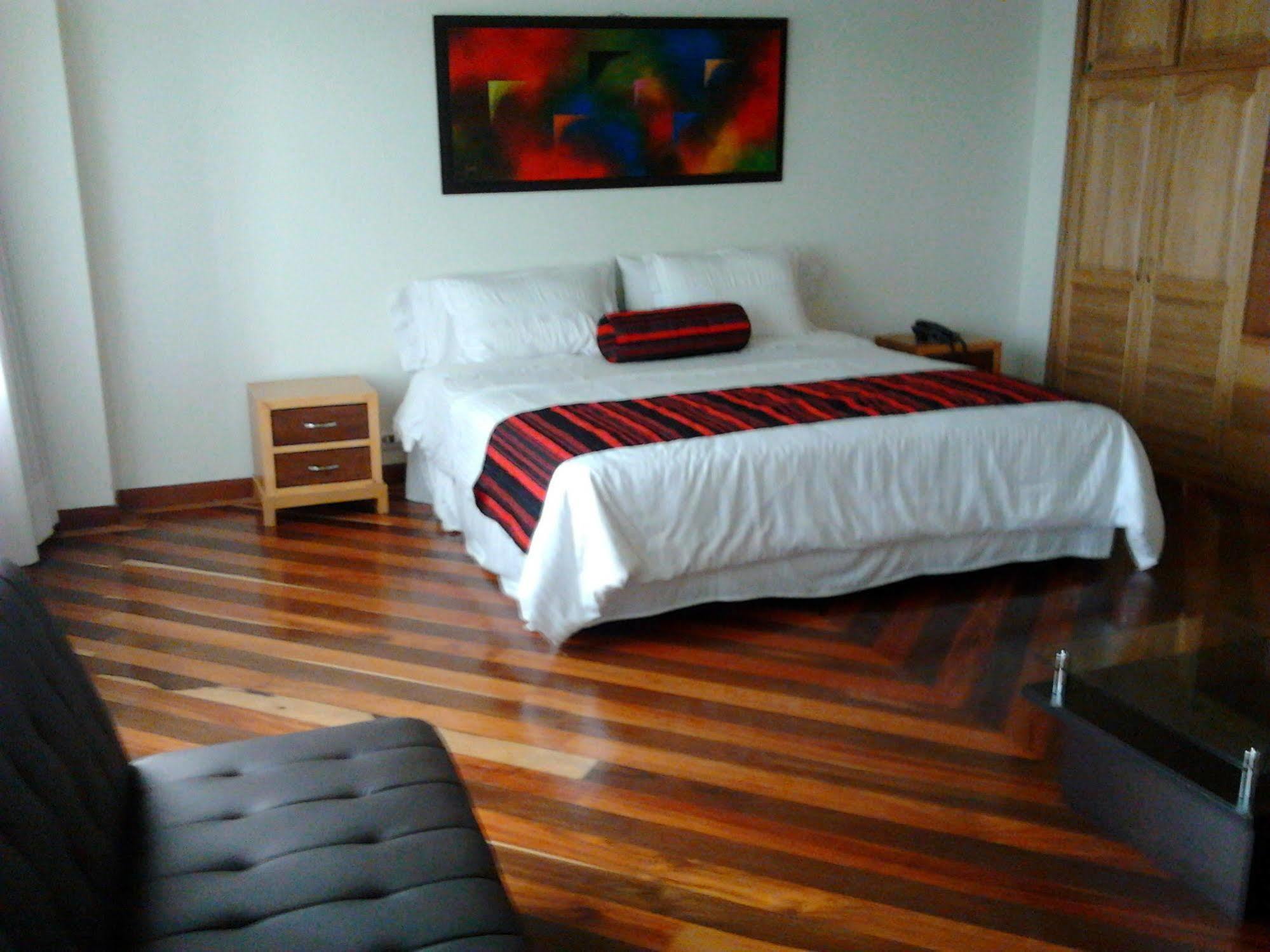 Airport Travel Hotel 3*