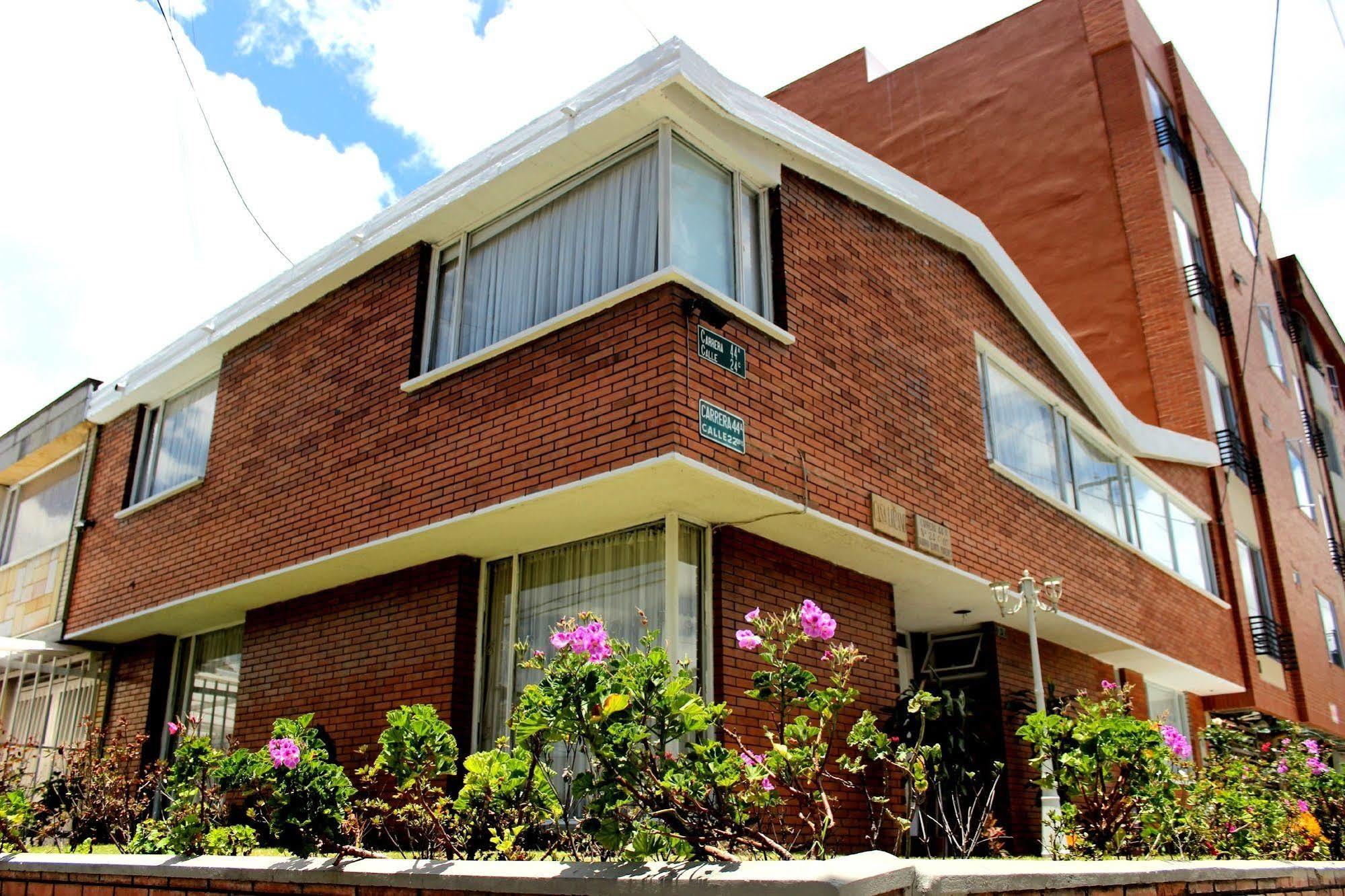 Casa Lozano Bed & Breakfast