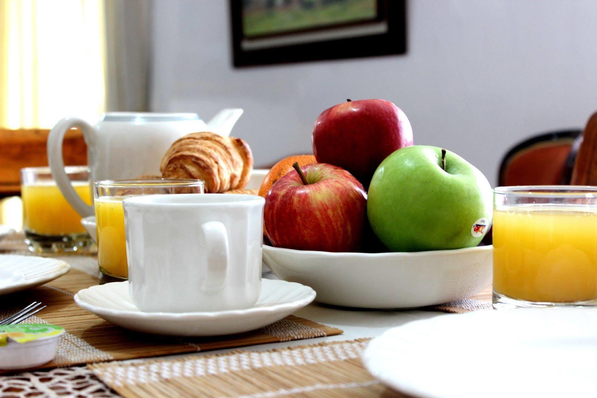 Casa Lozano Bed & Breakfast 3*