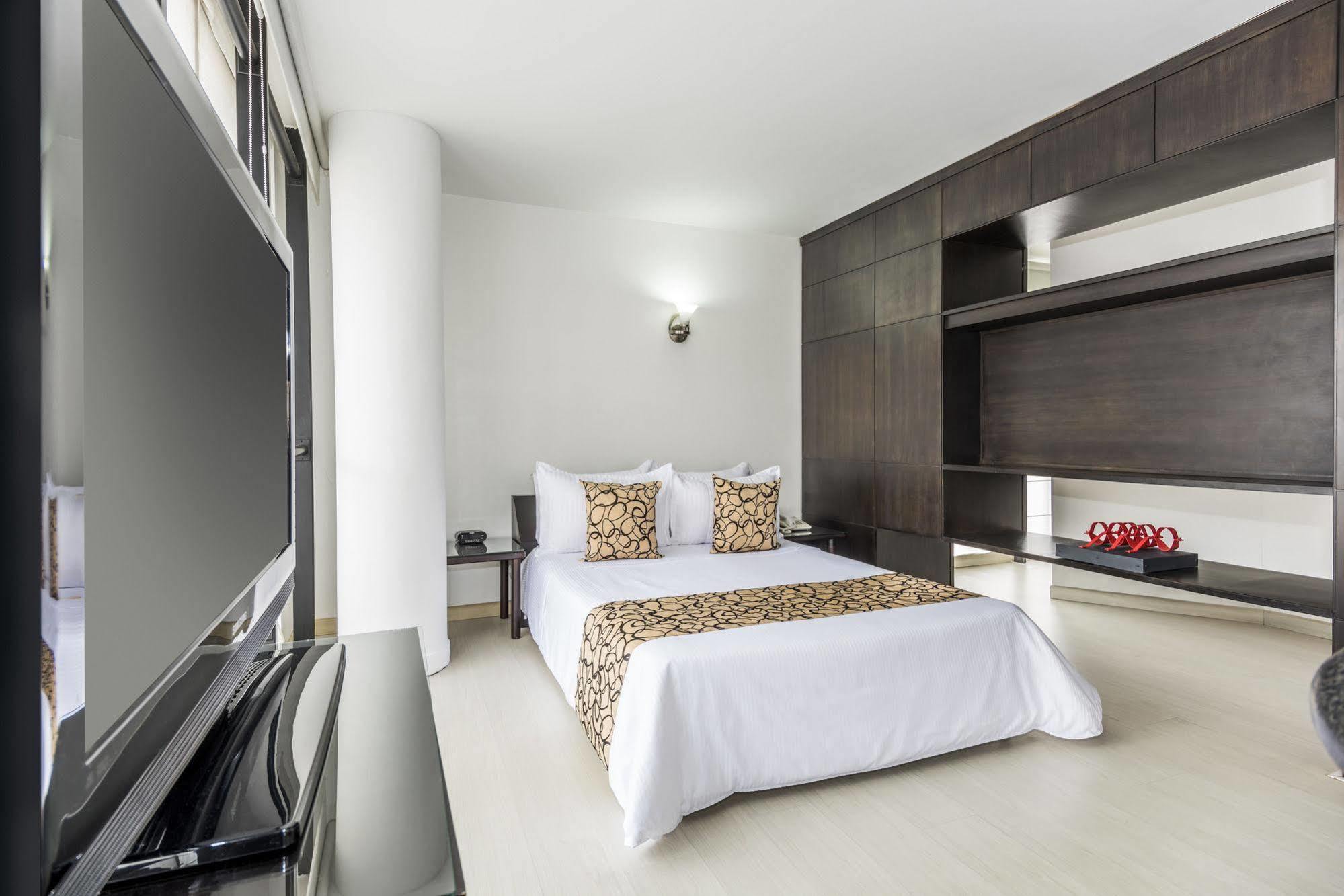 Aparthotel Travelers Gold Bogota