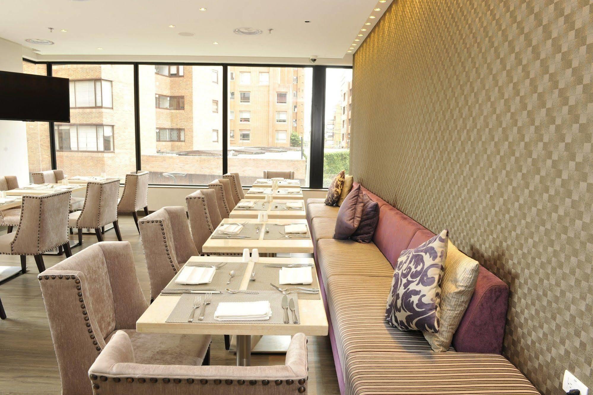 Bs Rosales Hotel