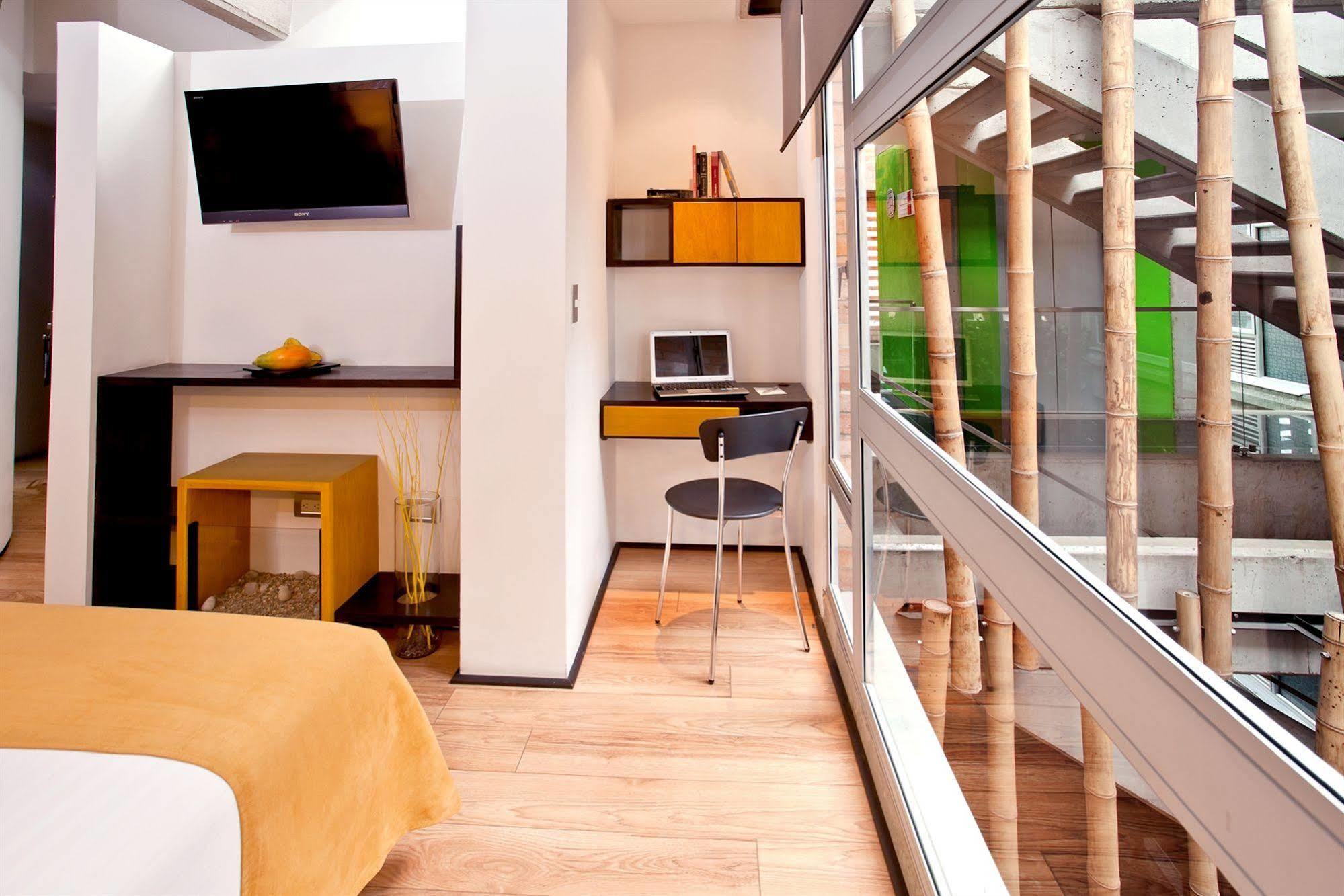 Estelar Aeropuerto Aparthotel 3*