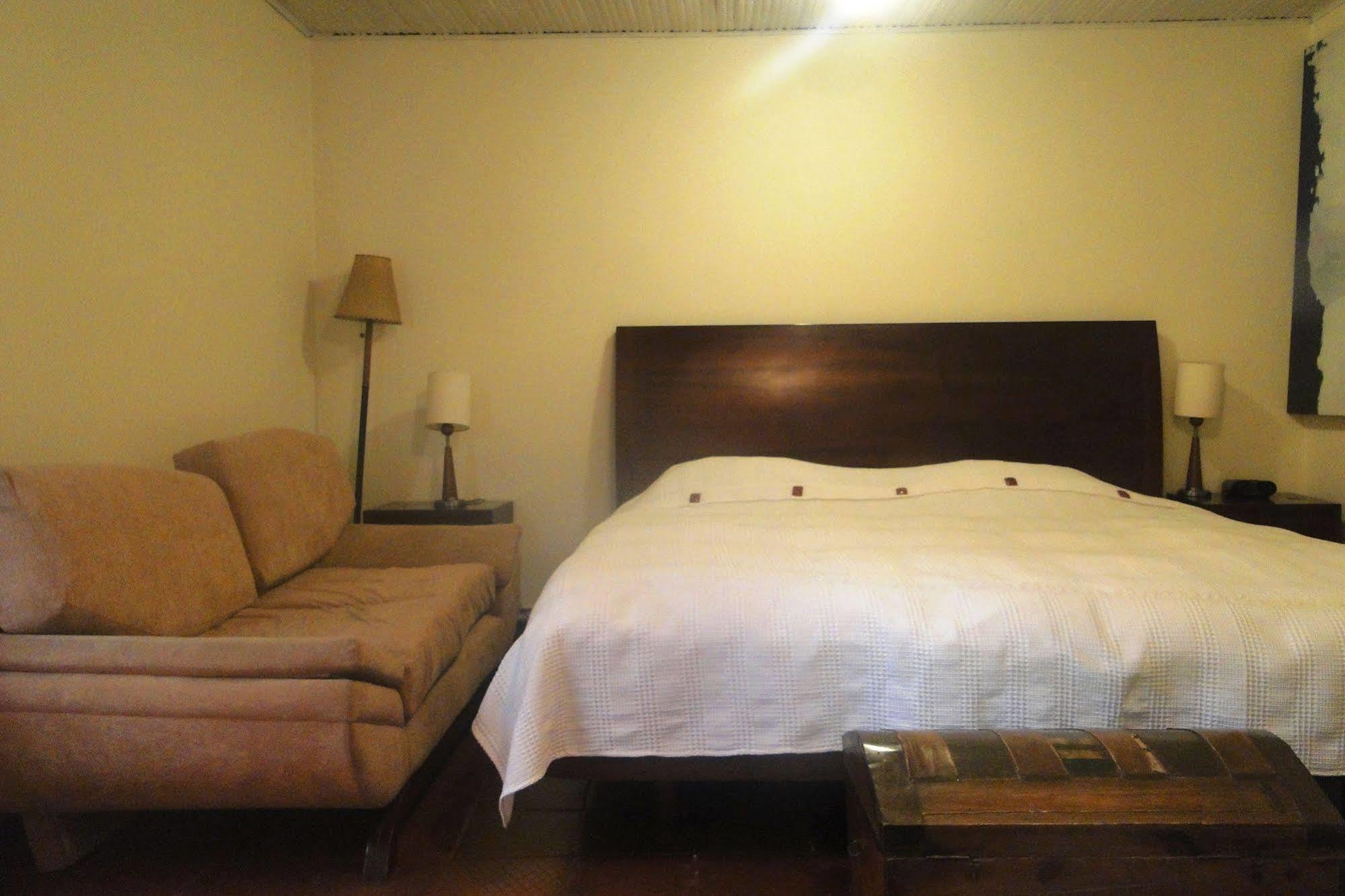 Casa Galeria Hotel 2*