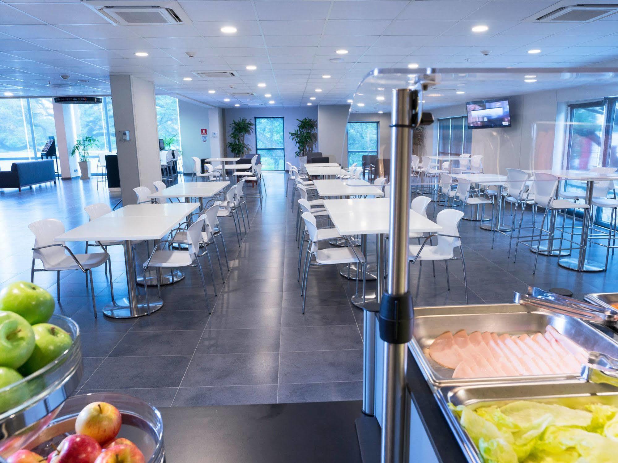 Express By Marriott Aeropuerto Hotel
