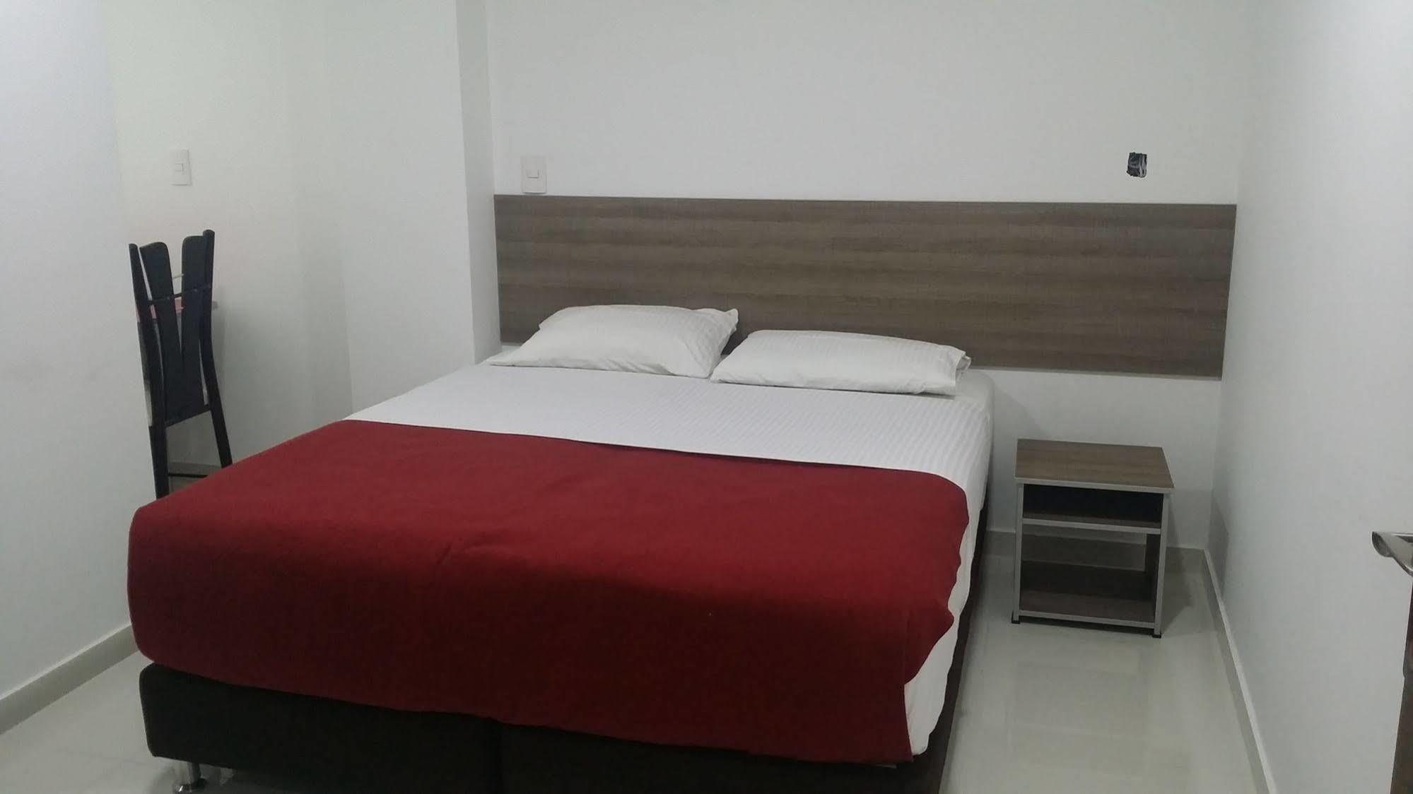 Hotel A On Holidays By Open - Cas-embajada Americana Bogota