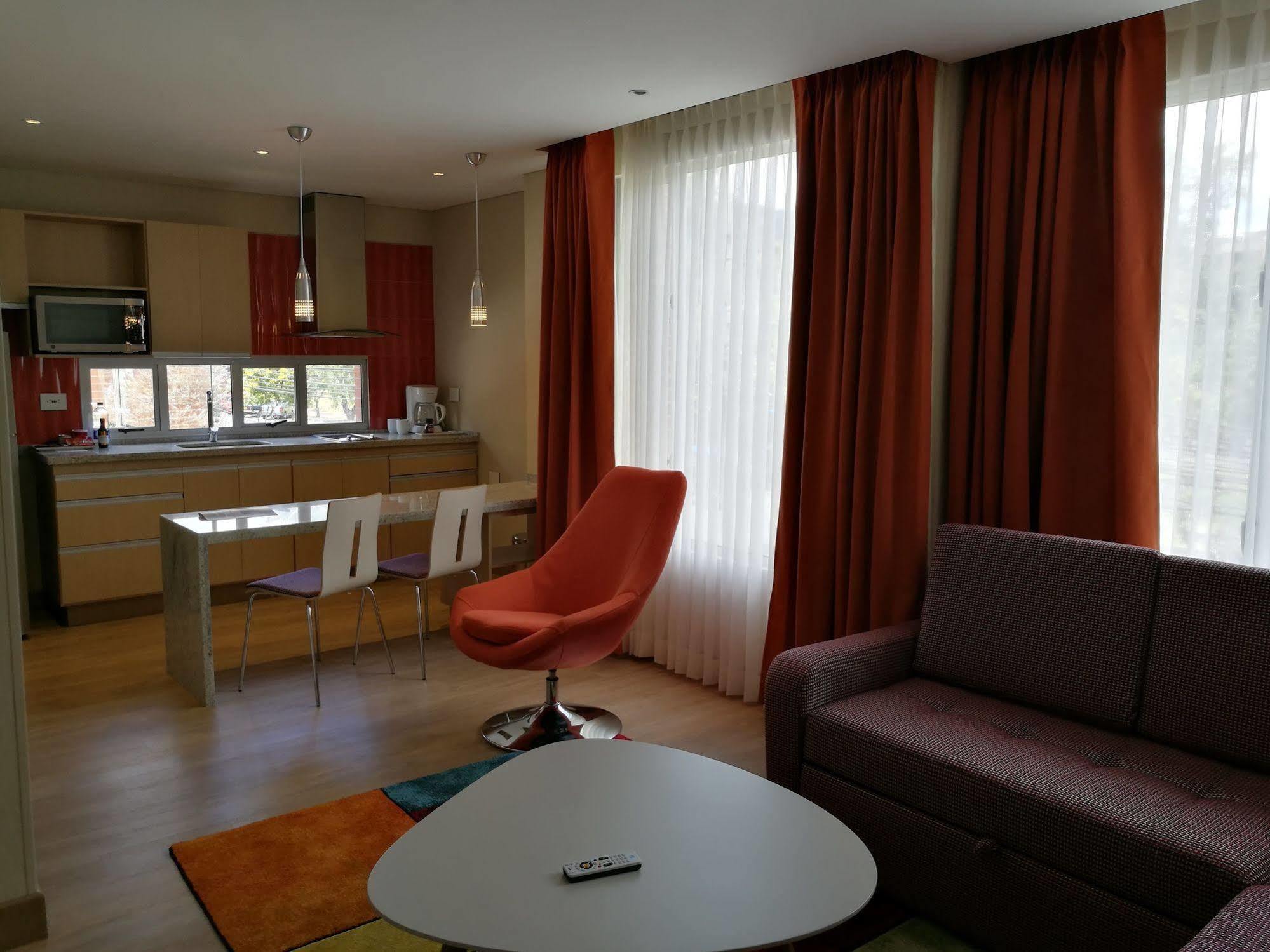 Apartahotel Apartamentos Plaza Suites Bogotá