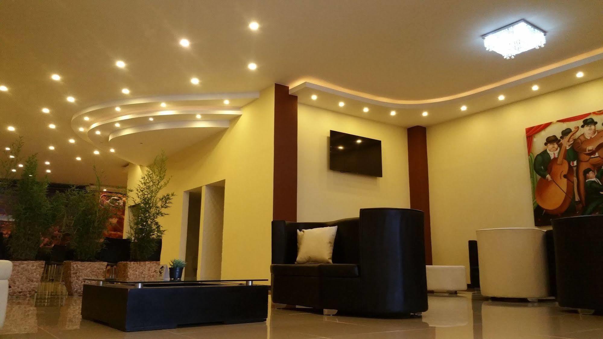 Hotel Ayenda 1063 Golden Bogota