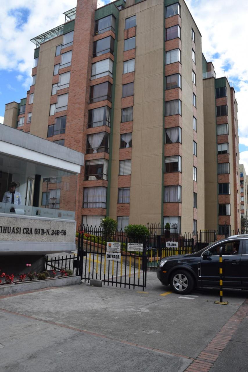 Apartment Salitre! 3 Hab + Sala Estudio +sala Tv The Best!! Bogota