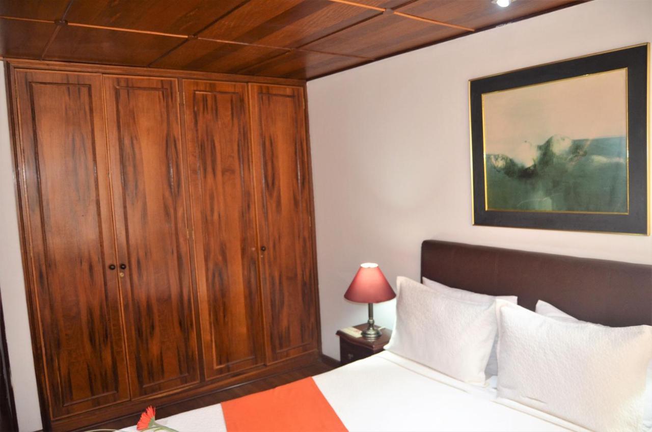Amoblados Casa Regis Aparthotel