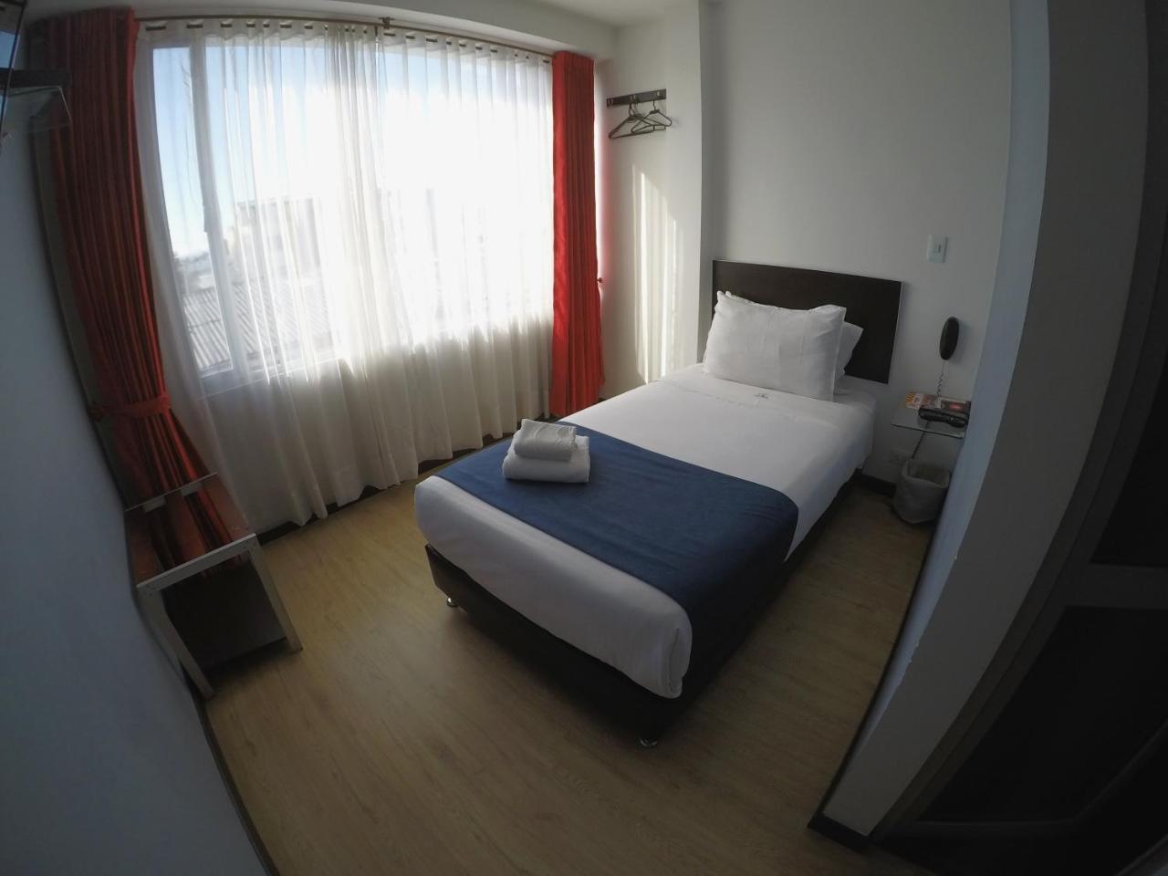 Cypress Normandia Hotel 3*