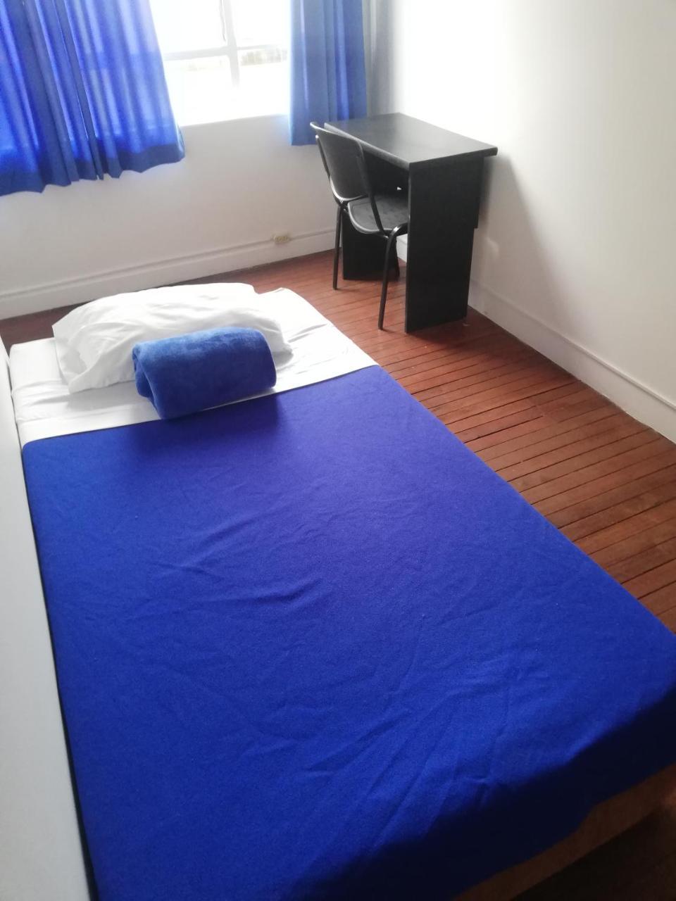 Saint Lazare Hostel *