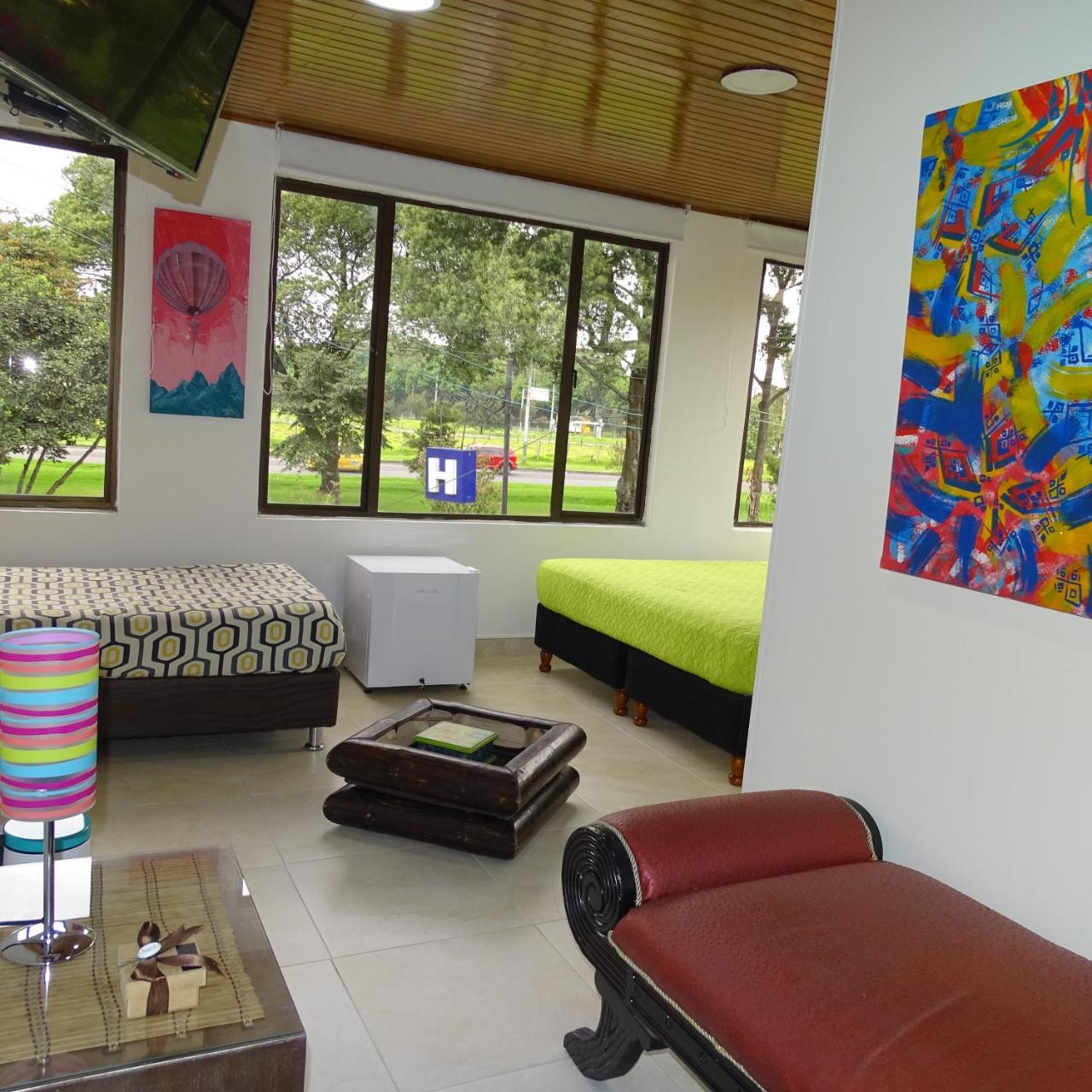 Hostel Violeta Park *