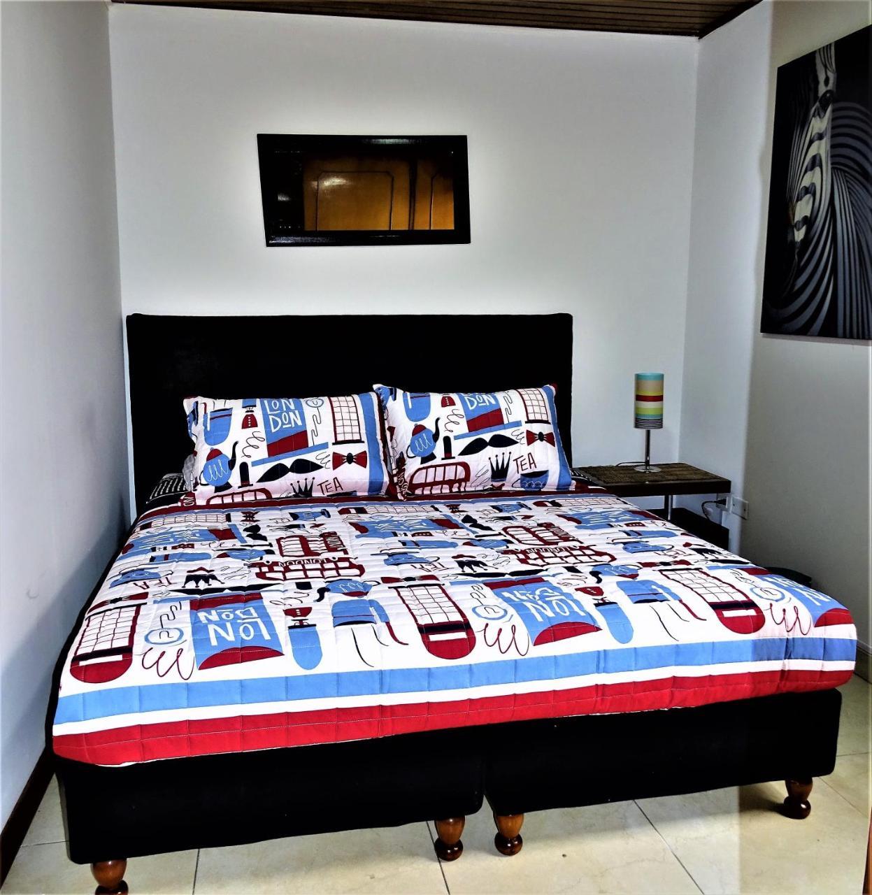 Hostel Violeta Park Bogota