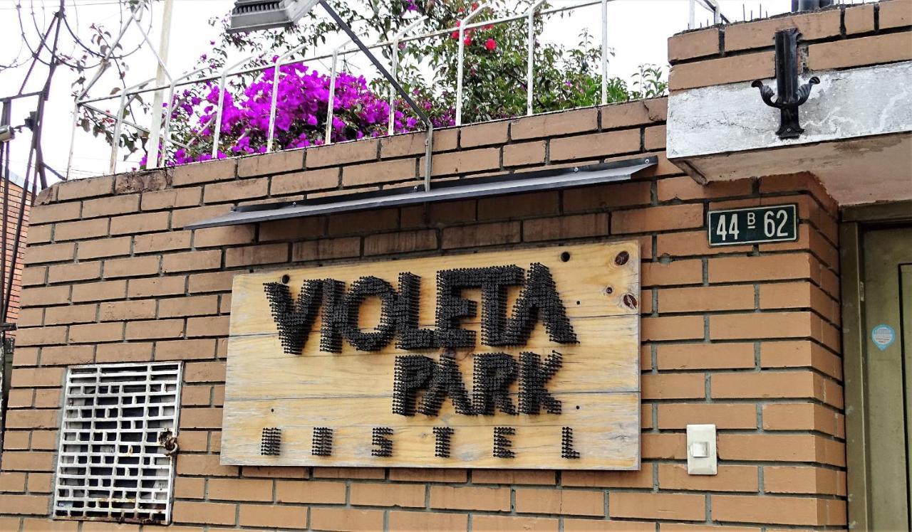 Violeta Park Hostel