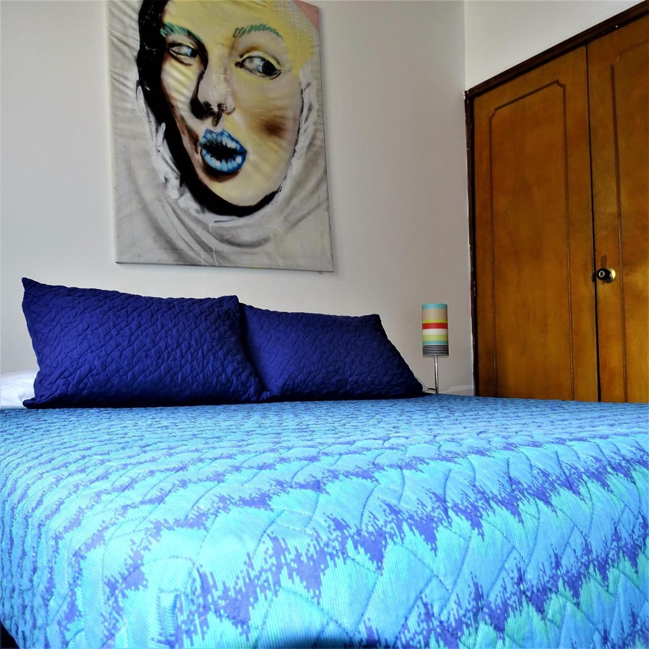 Hostel Violeta Park *