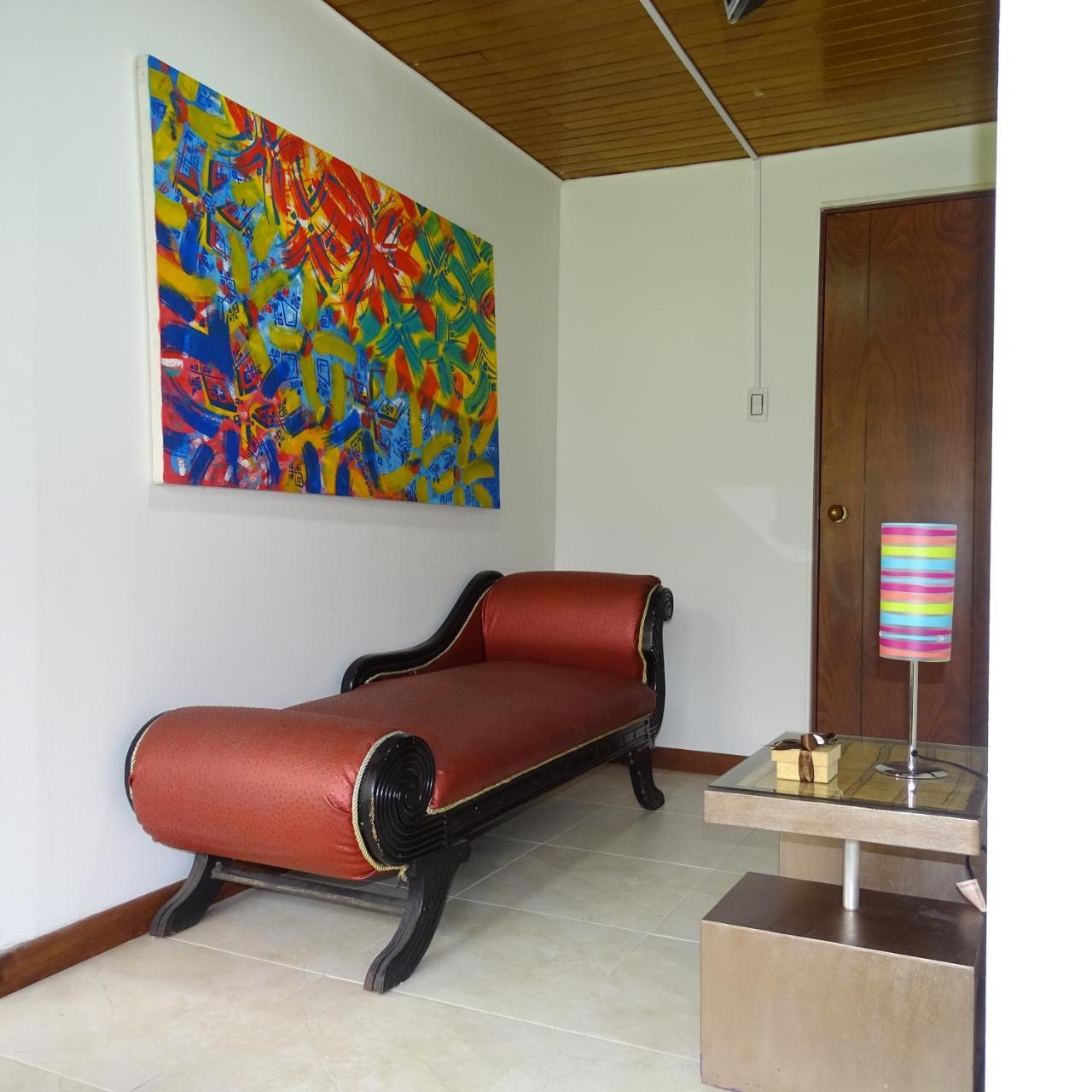 Violeta Park Hostel Bogota
