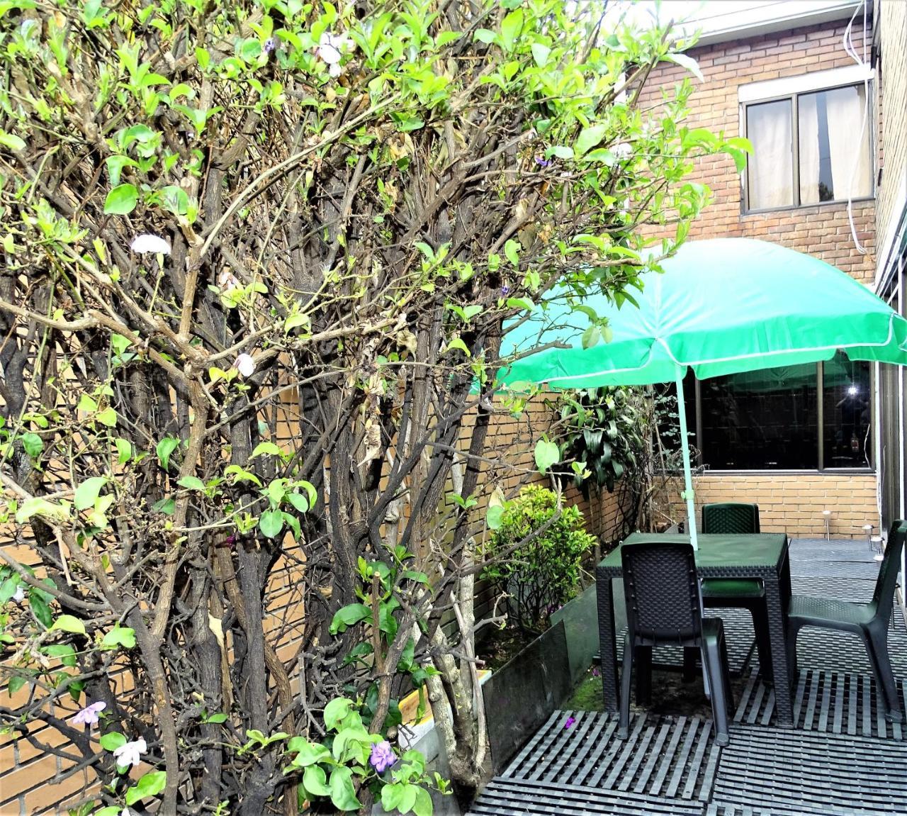 Violeta Park Hostel Bogota