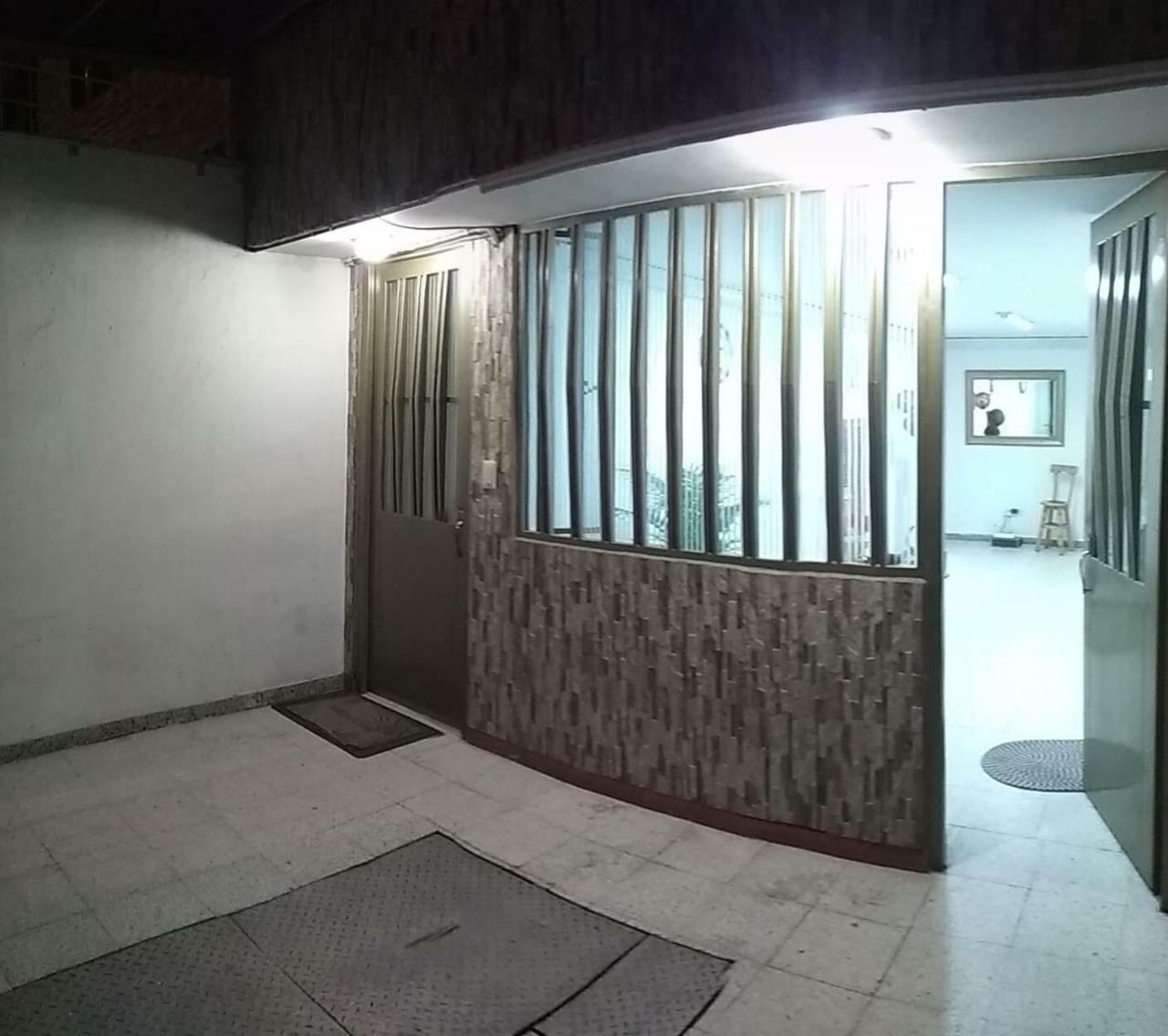 Acomodação com café da manhã  Aeropuerto Bogotá