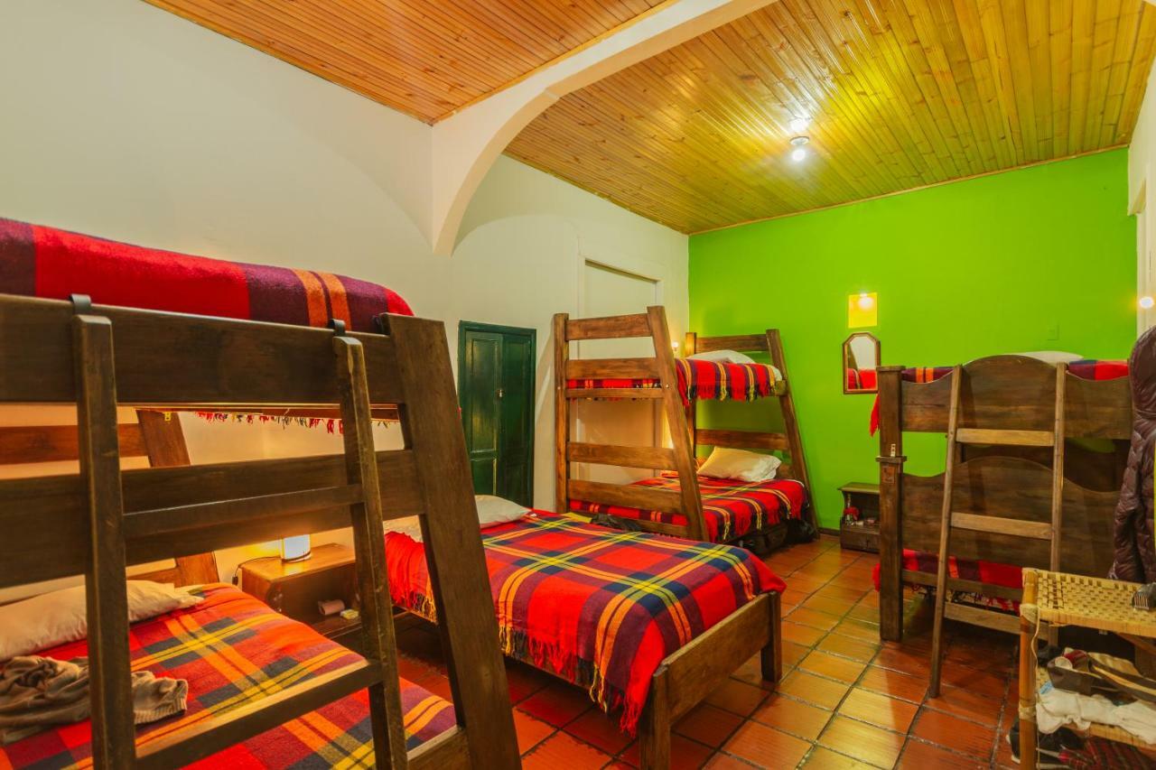 Sue Candelaria Hostel *