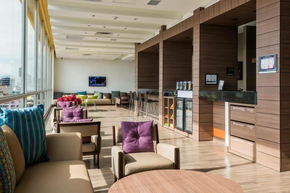 Hampton By Hilton Airport Hotel Bogota
