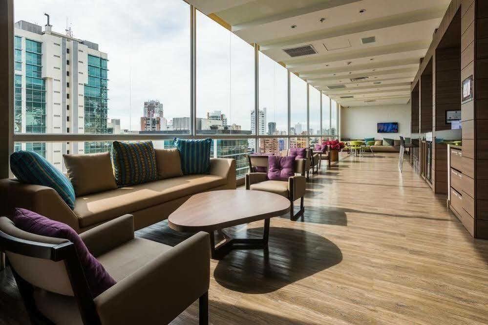 Hampton By Hilton Airport