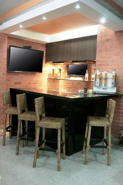 Hotel Regency La Feria