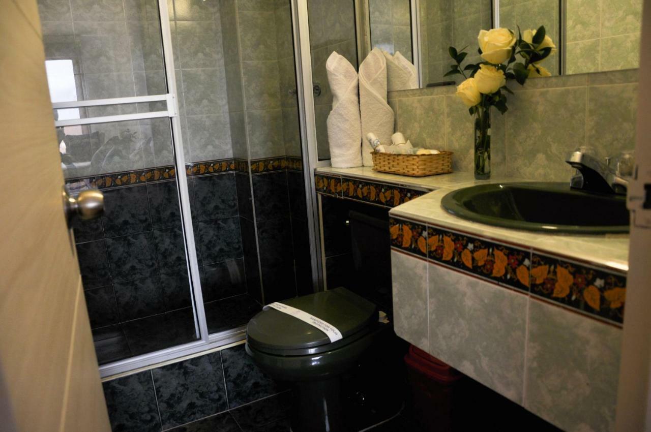 Albergue Suites Royal *
