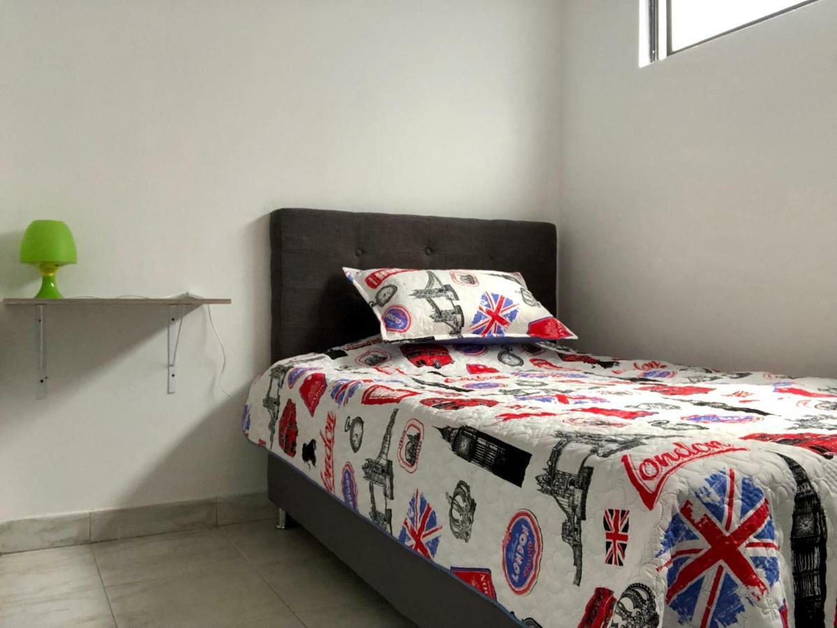 Aloha Albergue *