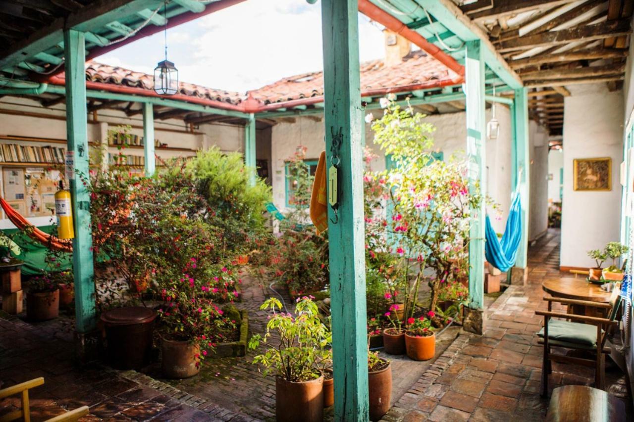 Guest house Anandamayi House
